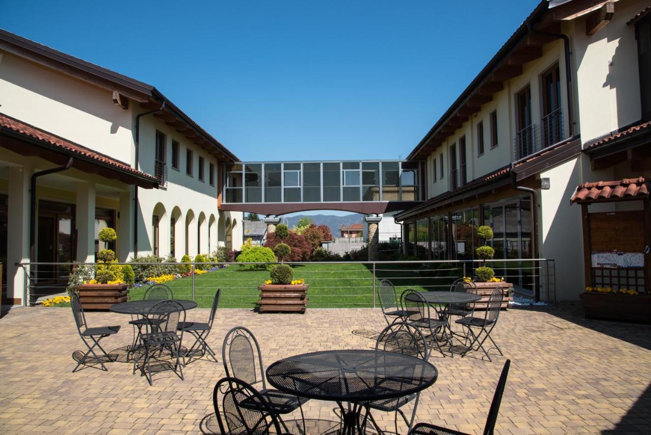 Resort Monviso Sanfront Exteriér fotografie