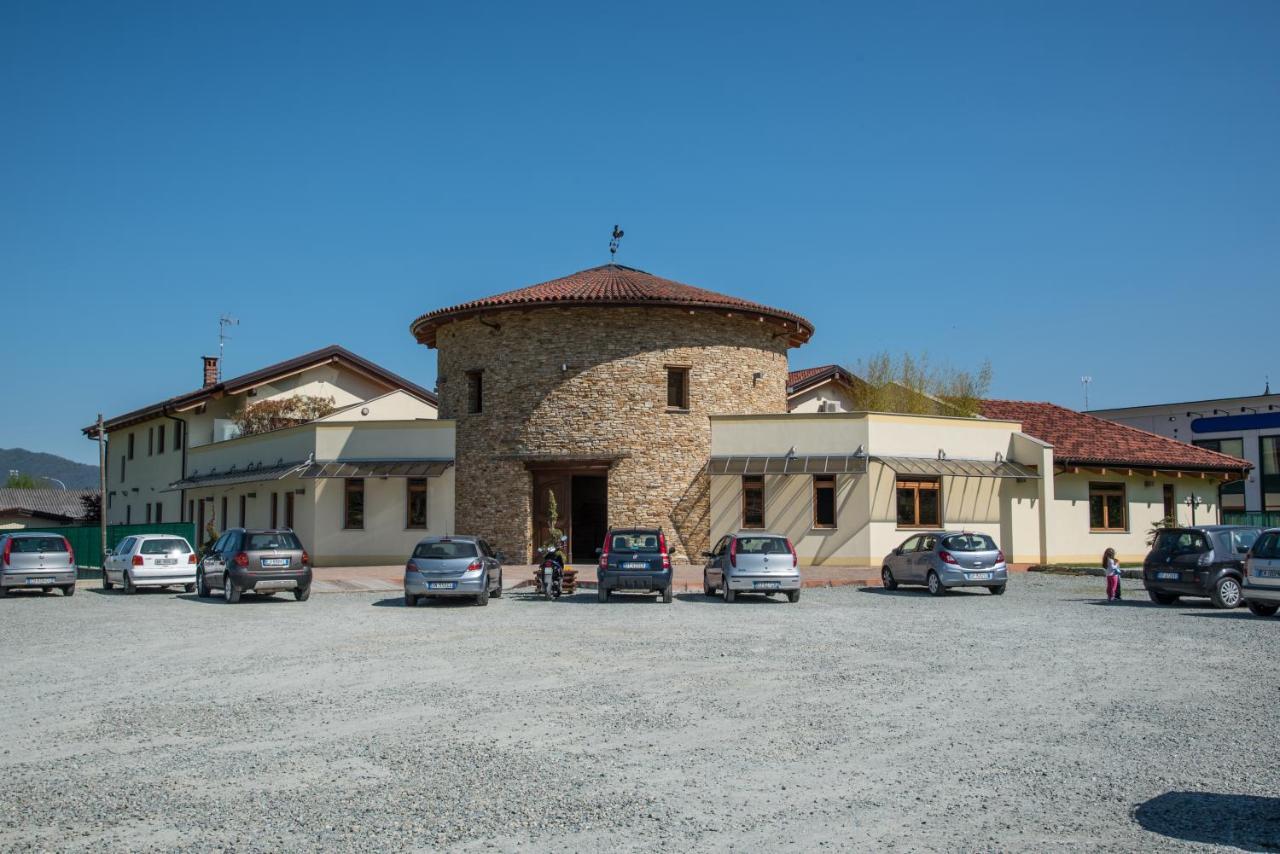 Resort Monviso Sanfront Exteriér fotografie